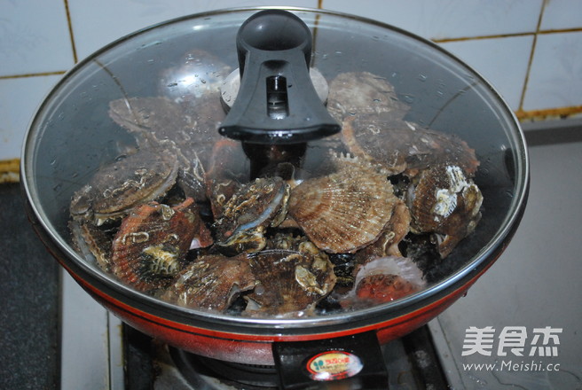 Dry Steamed Sea Rainbow and Scallops recipe