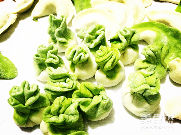 Emerald Cabbage Dumplings recipe