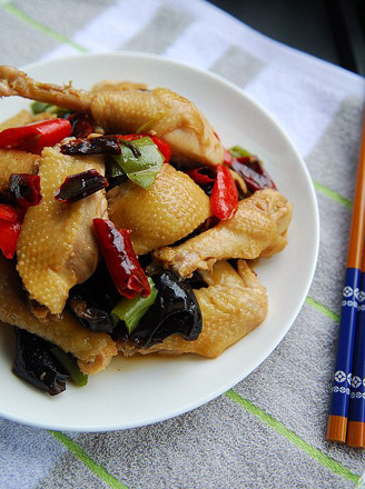 Sour and Spicy Dongan Chicken