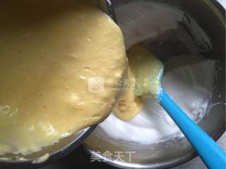 Strawberry Chiffon Cake Roll recipe