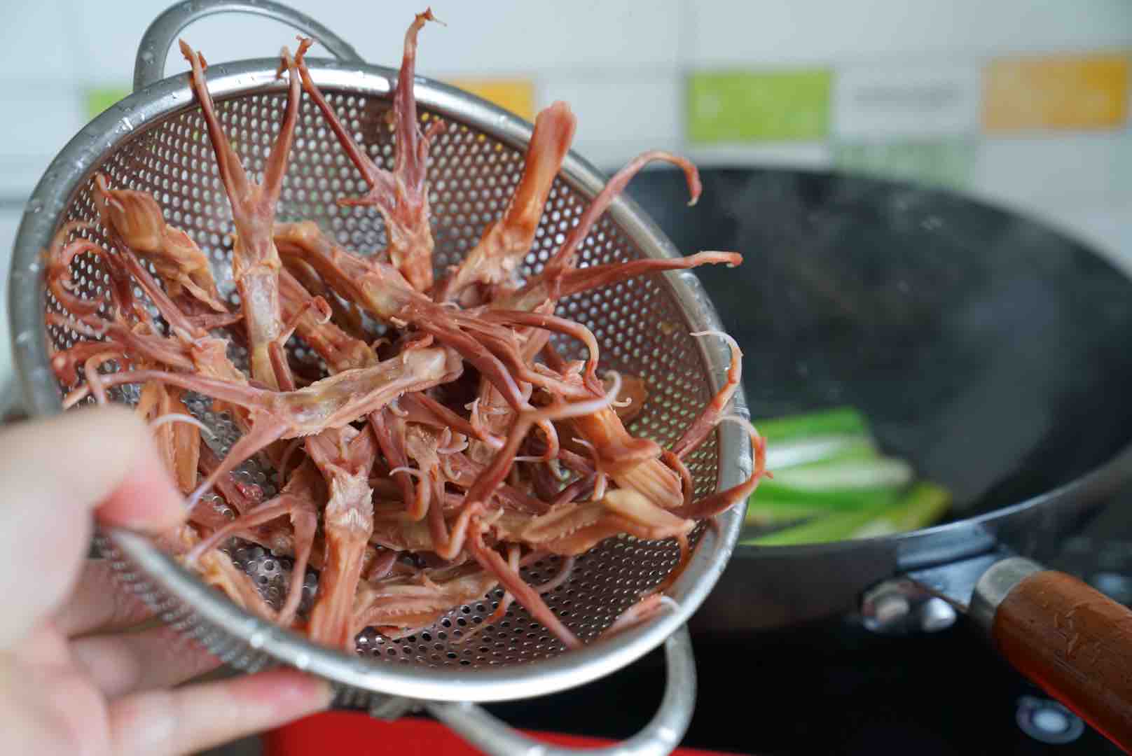 Braised Duck Tongue with Scallions recipe