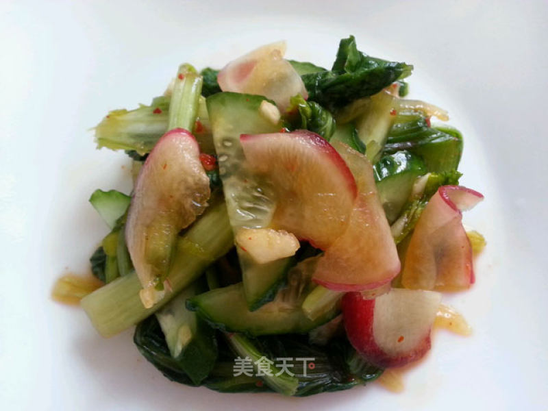 Cucumber and Radish Mix with Chinese Cabbage recipe