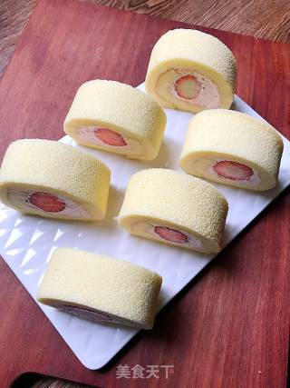 #四session Baking Contest and is Love to Eat Festival#strawberry Cream Cake Roll recipe