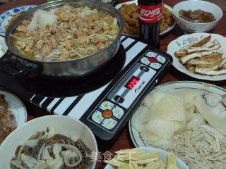 Jiqing Reunion Hot Pot recipe