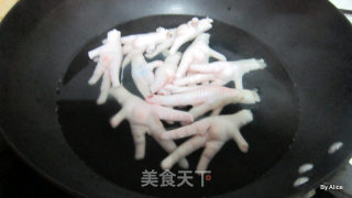 Cool Chicken Feet that is Beautiful and Greedy recipe