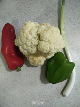 Double Pepper Stir-fried Cauliflower recipe