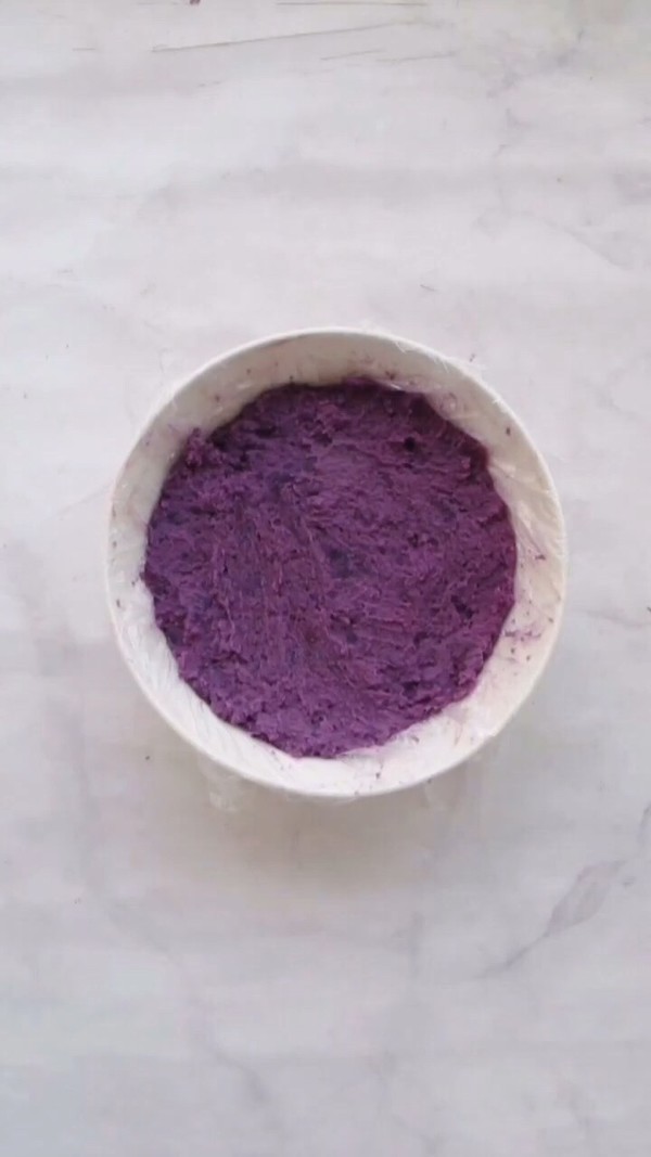 Low-fat Nut Milk Yogurt Purple Potato Mash recipe