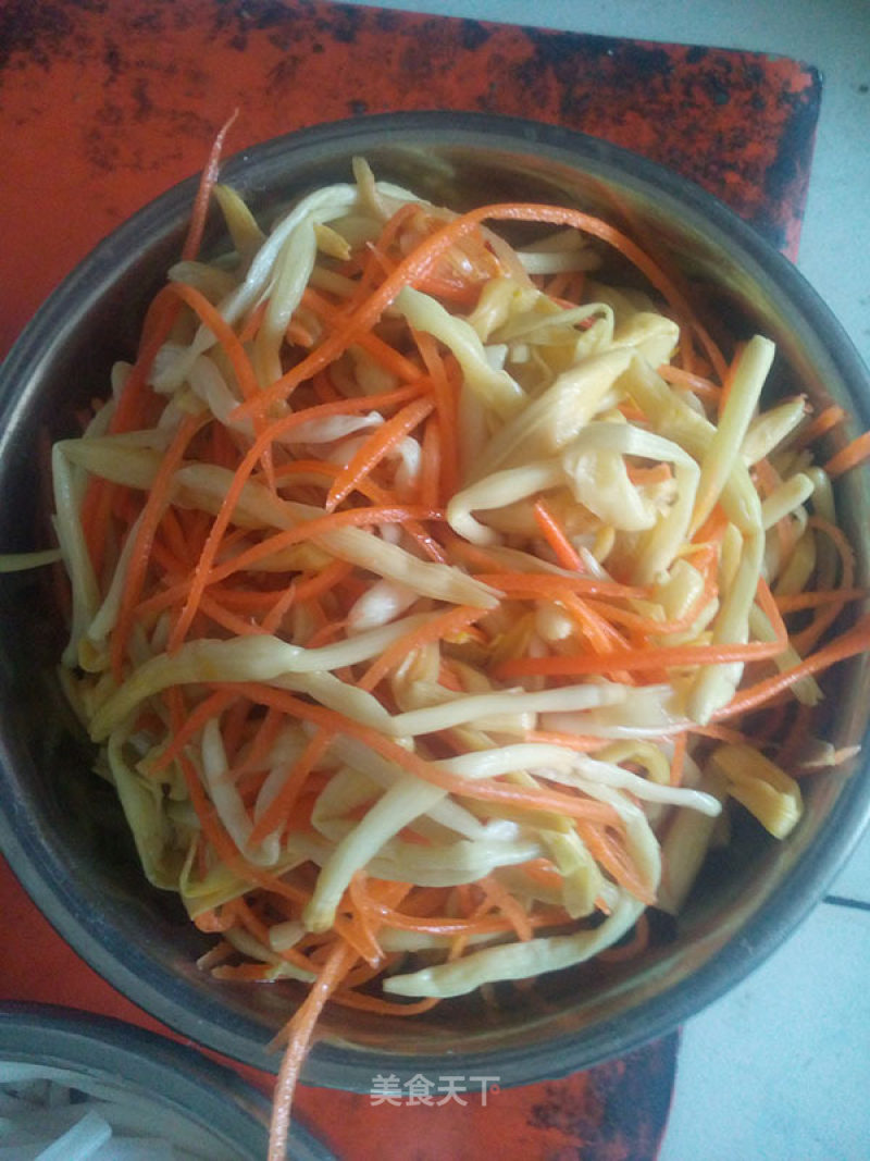 The Method of Cold Enoki Mushroom, The Method of Homemade Cold Day Lily [picture]