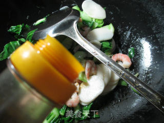 Stir-fried Rice Cake with Shrimp and Green Vegetables recipe