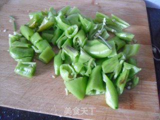 Stir-fried Fresh Scallops with Green Chili recipe