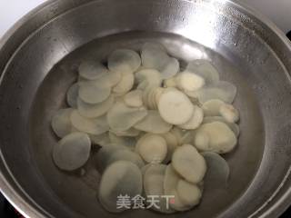 Spicy Potato Chips recipe