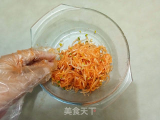 Sweet and Spicy Shredded Carrot recipe