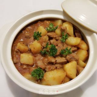 Goulash with Tomatoes and Potatoes recipe