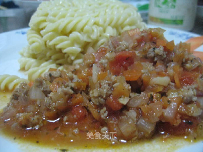 Spaghetti with Tomato Meat Sauce recipe