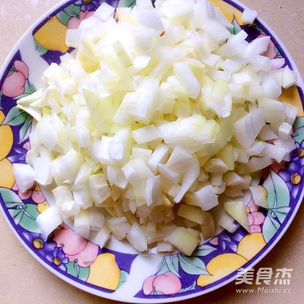 Stir-fried Spaghetti with Ground Beef recipe