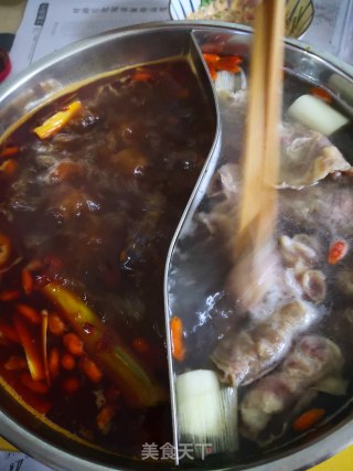 Home-style Mandarin Duck Hot Pot recipe