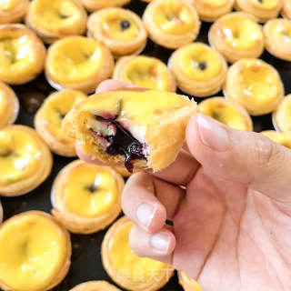 Blueberry Sandwich Egg Tart recipe