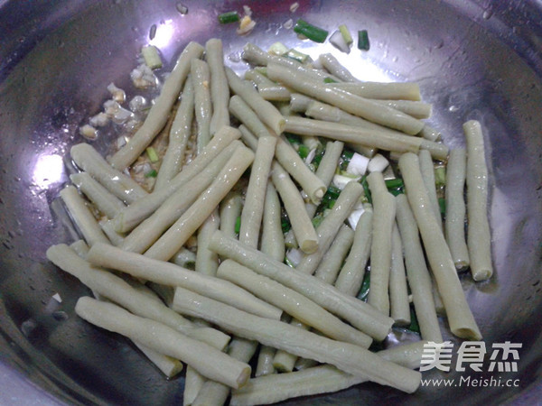 Cowpeas in Cold Dressing recipe