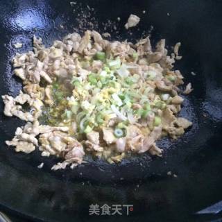 Noodles with Mushrooms and Pork recipe