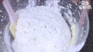 How to Make Christmas Frosting Biscuits recipe