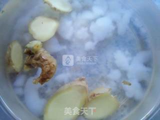 Stewed Hashima with Almond Sauce recipe