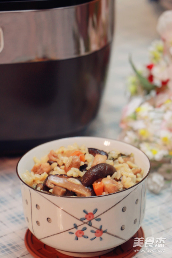 Mushroom Chicken Claypot Rice recipe