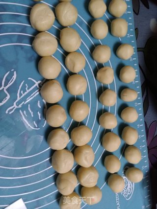 Egg Yolk Crisp recipe