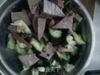 Cucumber with Pork Liver recipe