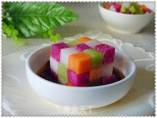 [winter Radish Race Ginseng] Eye-catching Colorful Radish-nutrition Cube recipe
