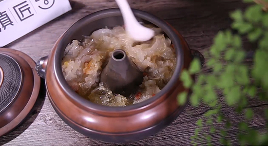 Dianjiang Steam Pot Food-rock Sugar Tremella recipe