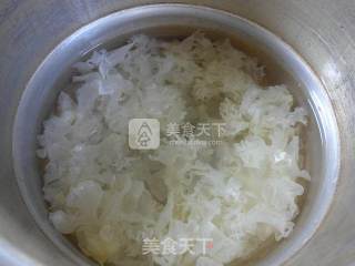 Yellow Peach Tremella recipe