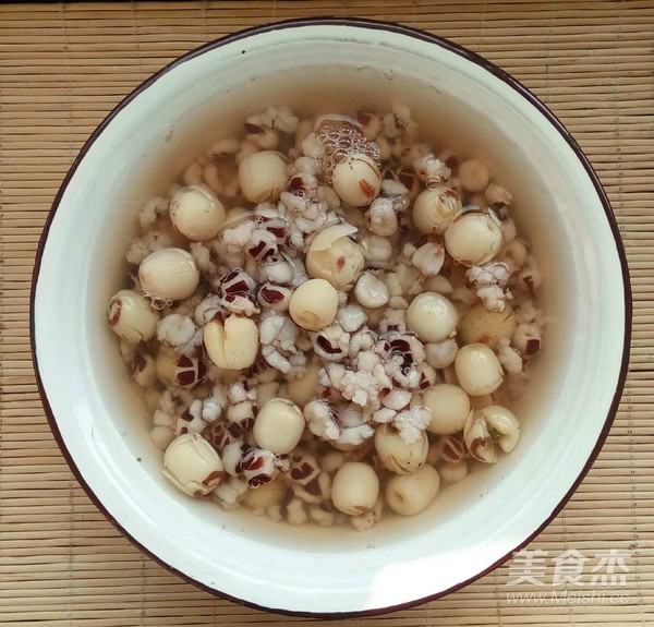 Gorgon Lotus Seed Brown Sugar Porridge recipe