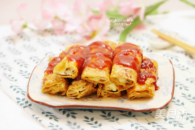 Golden Tofu Rolls with Fresh Meat and Yuzi recipe