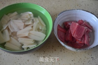 Stir-fried Sliced Pork with Lotus Vegetable recipe