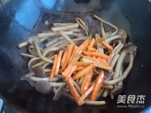 Braised Tea Tree Mushroom recipe