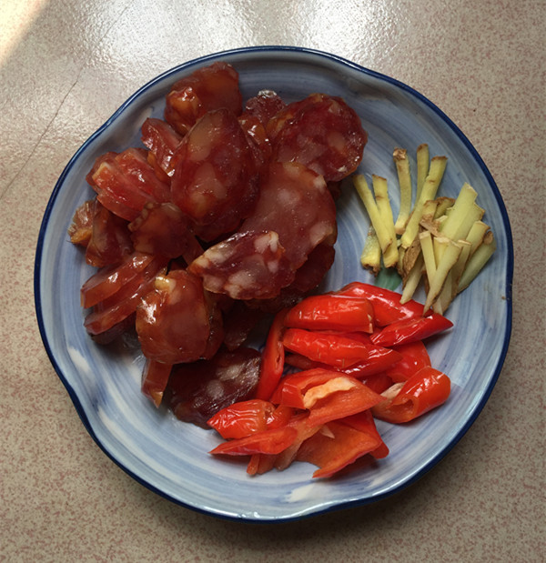 Cantonese Style Jujube Intestines Fried Bitter Gourd recipe