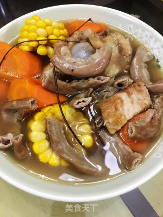 Nourishing and Protecting Liver (chicken Bone Grass Old Fire Soup) recipe