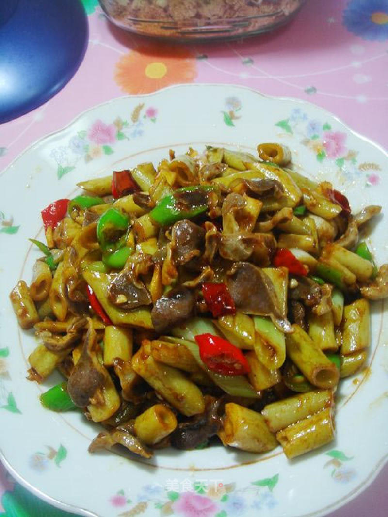 [hunan Cuisine] Stir-fried Chicken with Bamboo Shoots recipe