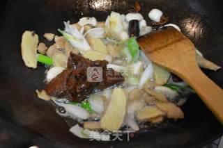 Braised Crucian with Sauce recipe