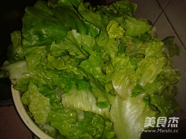 Lettuce Preserved Egg Soup recipe