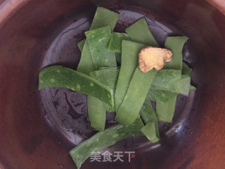 Winter Melon Kelp Soup for Relieving Heat recipe