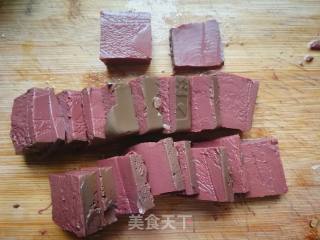 Roasted Duck Blood with Garlic Sprouts recipe