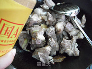 Nourishing and Cold-proofing Dual Effects-fragrant Braised Lamb recipe
