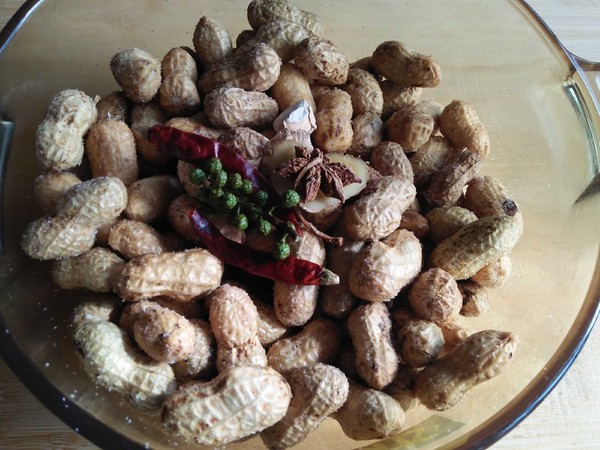 Boiled Spiced Tender Peanuts recipe