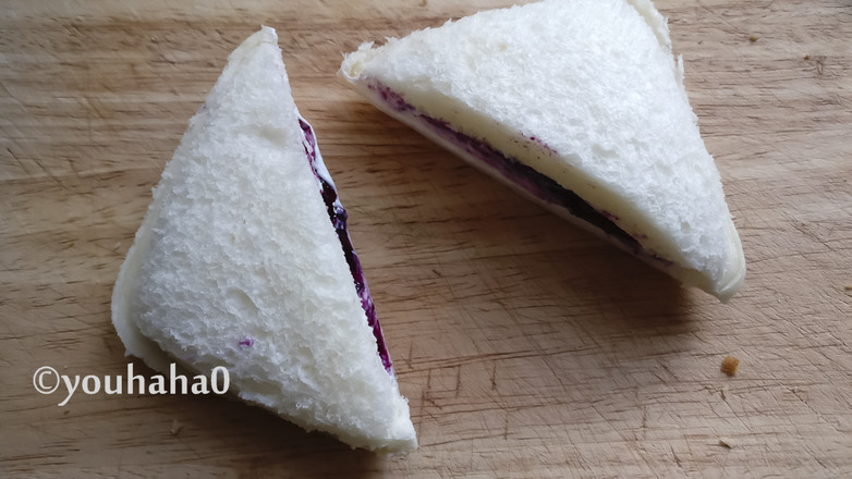 Blueberry Cheese Pocket Toast recipe