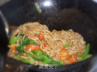 Home-style Fried Noodles-sweet and Sour Convenient Dinner recipe