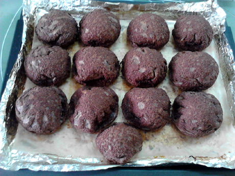 Chocolate Meringue Puffs recipe