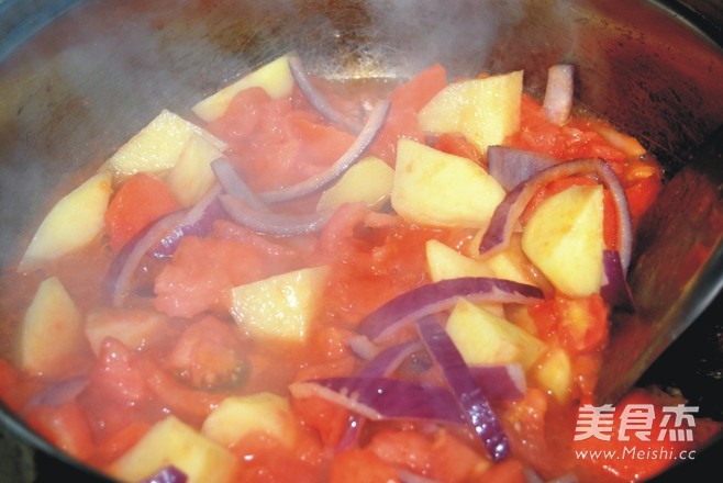 Potato Tomato Beef Brisket Soup recipe