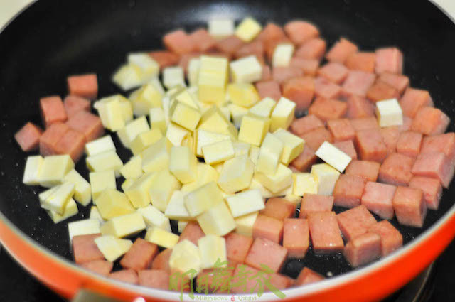 Golden Sands Luncheon Meat with Rice White recipe