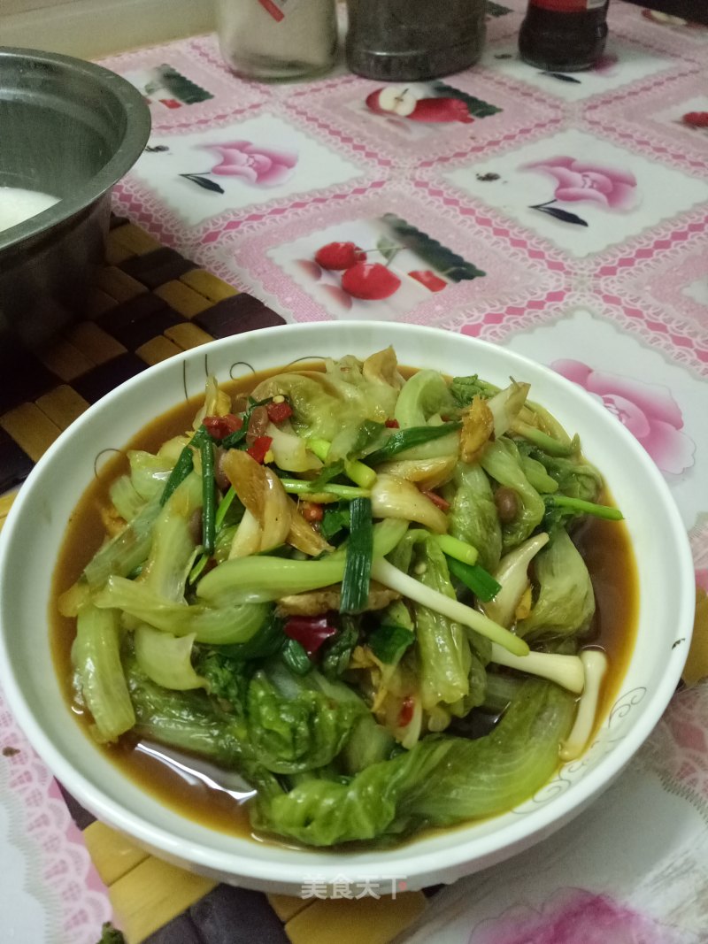 Stir-fried Lettuce with Garlic Sprouts recipe